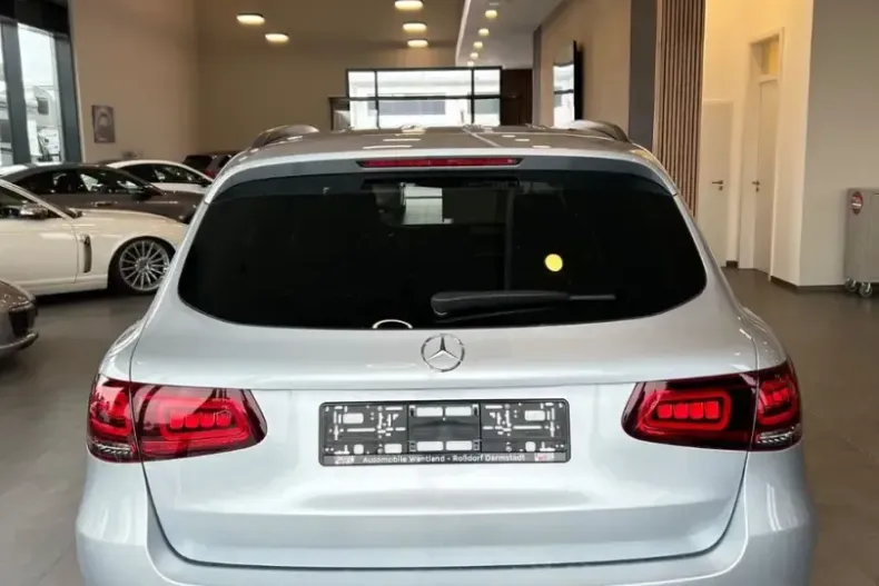Mercedes-Benz GLC 220 din 2021 cu 100.000 km - oferta MER141008 - foto 6