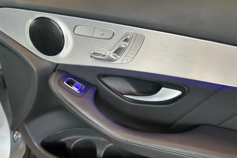 Mercedes-Benz GLC 220 din 2021 cu 100.000 km - oferta MER141008 - foto 17