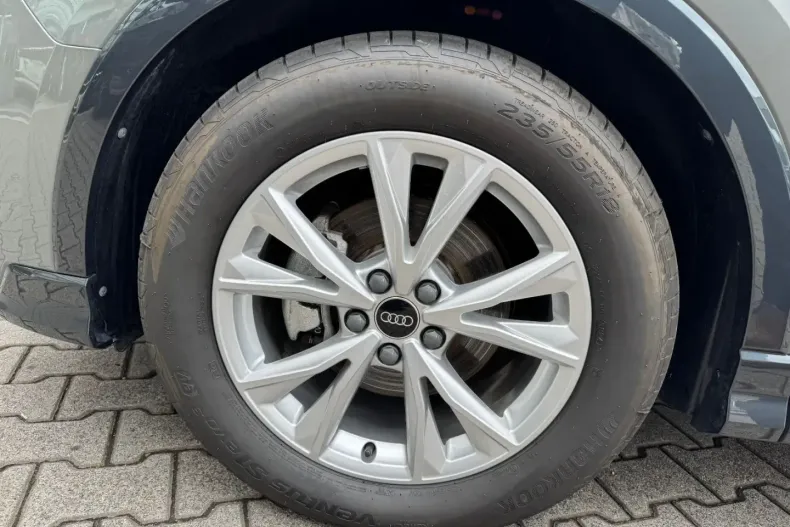 Audi Q3 din 2024 cu 10.383 km - oferta AUD141020 - foto 4