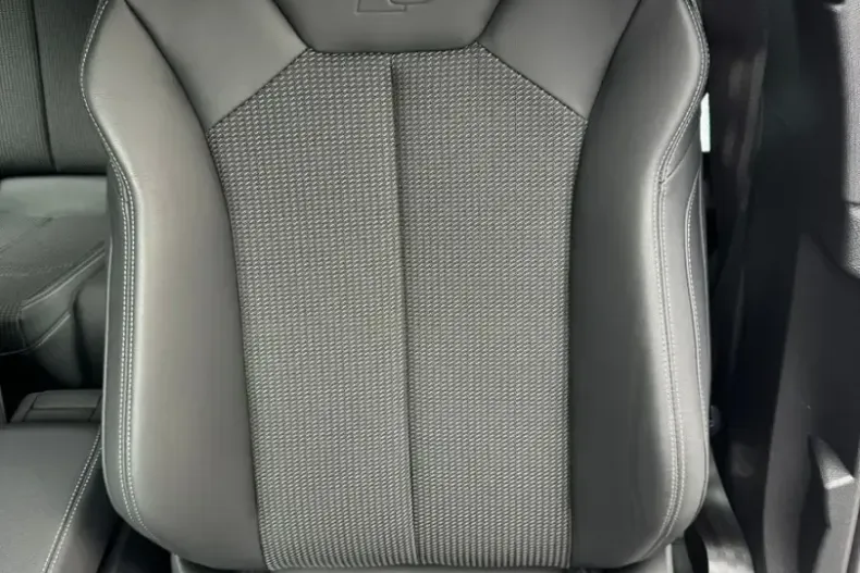 Audi Q3 din 2024 cu 10.383 km - oferta AUD141020 - foto 12