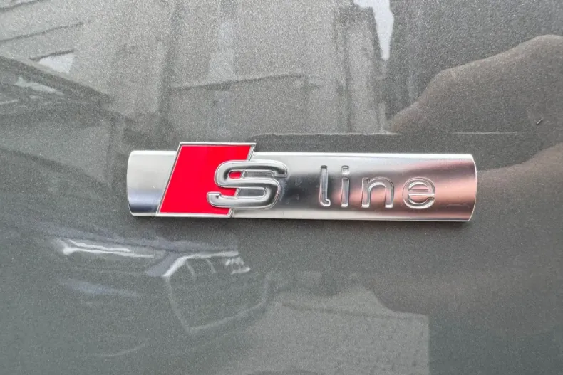 Audi Q3 din 2024 cu 10.383 km - oferta AUD141020 - foto 17