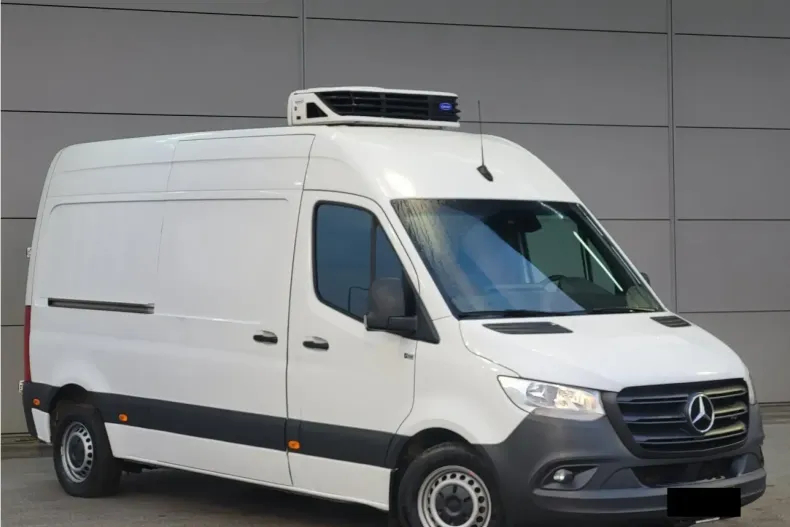 Mercedes-Benz Sprinter din 2023 cu 125.519 km - oferta MER141024 - foto 1