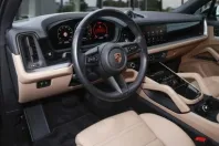 Porsche Cayenne din 2023 cu 17.600 km - oferta POR141026 - foto 1