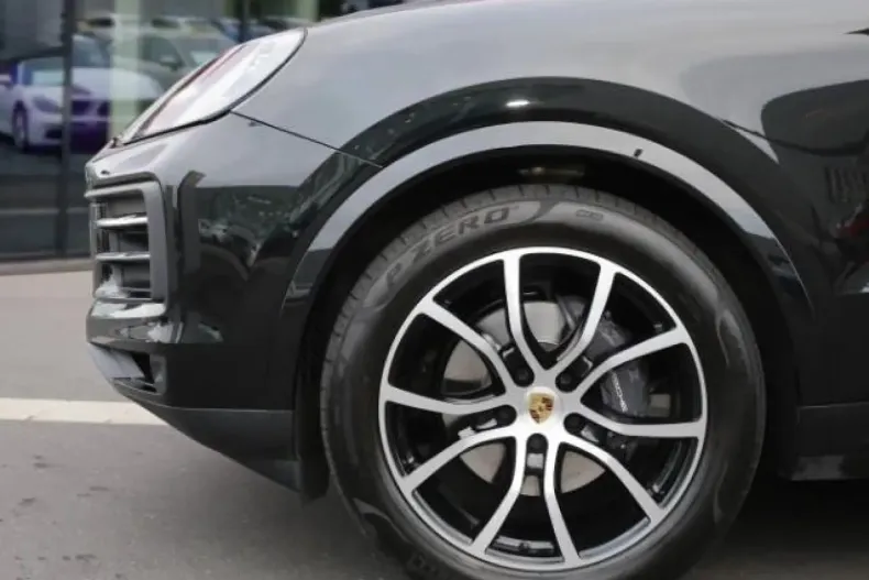 Porsche Cayenne din 2023 cu 17.600 km - oferta POR141026 - foto 8