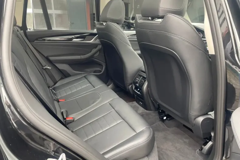 BMW X3 din 2024 cu 14.700 km - oferta BMW141048 - foto 12