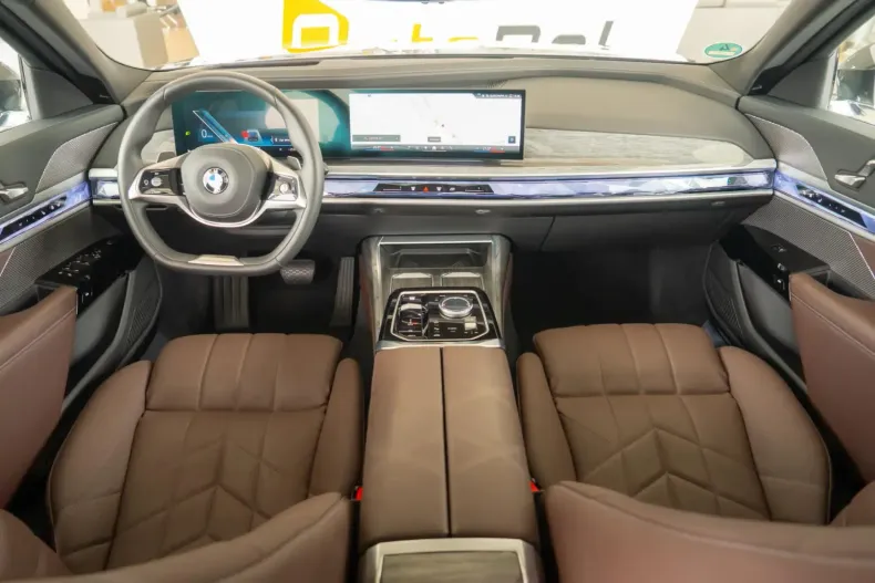 BMW 740 din 2024 cu 43.300 km - oferta BMW141055 - foto 15