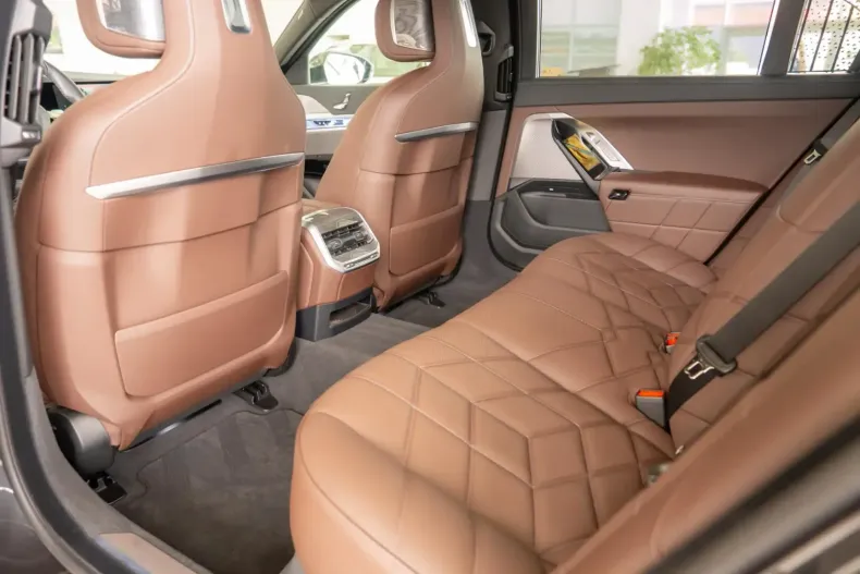 BMW 740 din 2024 cu 43.300 km - oferta BMW141055 - foto 22