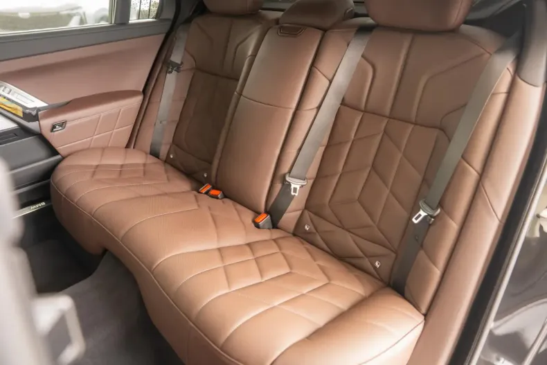 BMW 740 din 2024 cu 43.300 km - oferta BMW141055 - foto 23