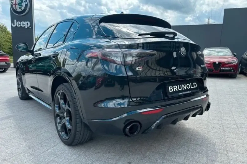 Alfa Romeo Stelvio din 2023 cu 20.600 km - oferta ALF141059 - foto 4