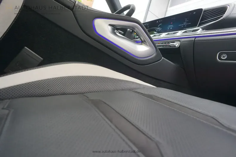 Mercedes-Benz GLE 63 AMG din 2021 cu 69.761 km - oferta MER141075 - foto 11