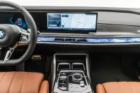 BMW 740 din 2025 cu 6.000 km - oferta BMW141081 - foto 15