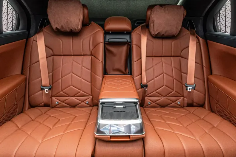 BMW 740 din 2025 cu 6.000 km - oferta BMW141081 - foto 20