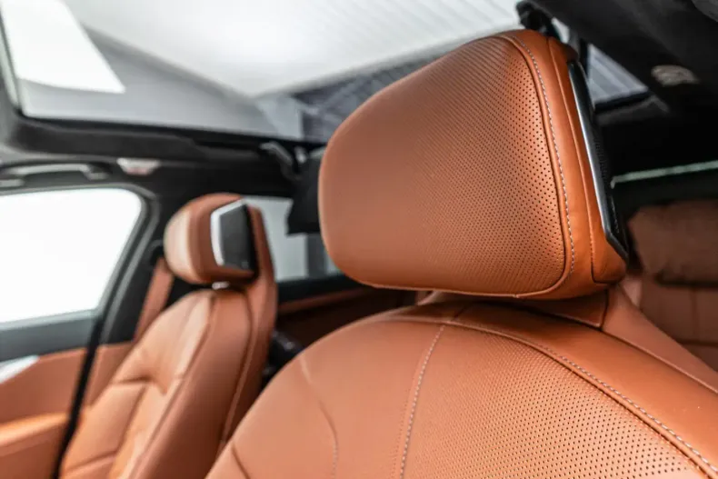 BMW 740 din 2025 cu 6.000 km - oferta BMW141081 - foto 25