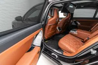 BMW 740 din 2025 cu 6.000 km - oferta BMW141081 - foto 32