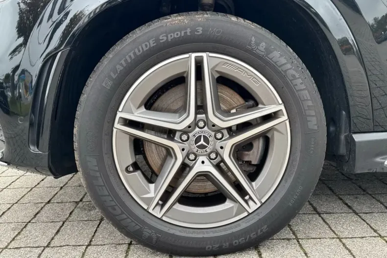 Mercedes-Benz GLE 400 din 2022 cu 76.744 km - oferta MER141086 - foto 4