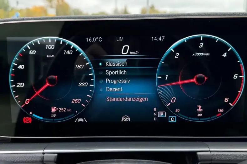 Mercedes-Benz GLE 400 din 2022 cu 76.744 km - oferta MER141086 - foto 7