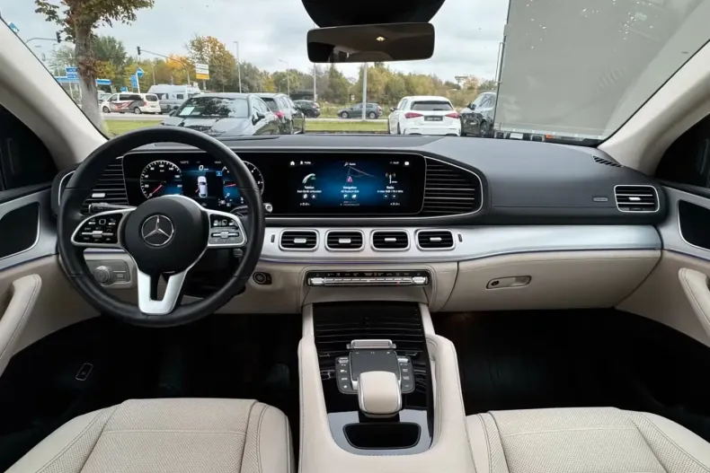 Mercedes-Benz GLE 400 din 2022 cu 76.744 km - oferta MER141086 - foto 9