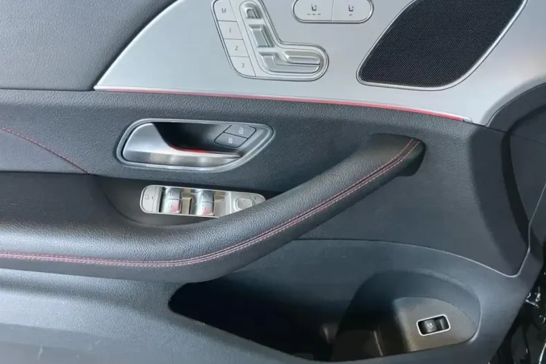 Mercedes-Benz GLE 53 AMG din 2022 cu 82.321 km - oferta MER141087 - foto 8