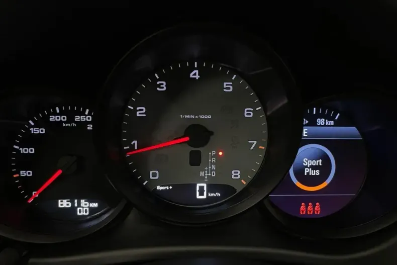 Porsche Macan din 2021 cu 86.116 km - oferta POR141141 - foto 28