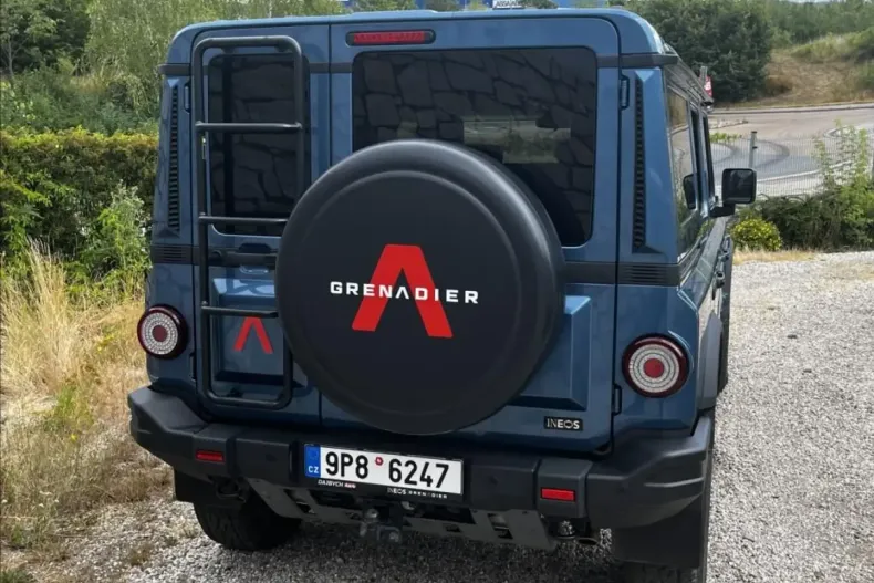 INEOS Grenadier din 2025 cu 10.500 km - oferta INE141144 - foto 6