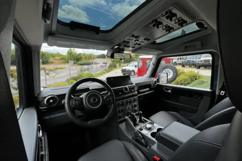 INEOS Grenadier din 2025 cu 10.500 km - oferta INE141144 - foto 12