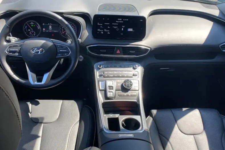 Hyundai SANTA FE din 2024 cu 23.384 km - oferta HYU141149 - foto 4