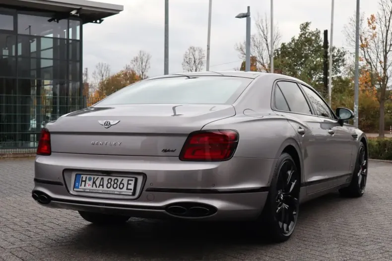 Bentley Flying Spur din 2023 cu 4.900 km - oferta BEN141151 - foto 8