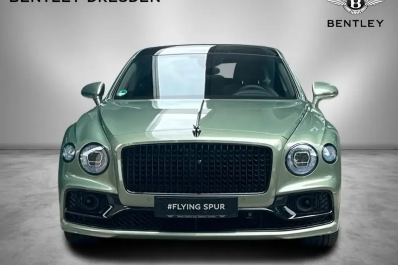 Bentley Flying Spur din 2022 cu 9.900 km - oferta BEN141160 - foto 2