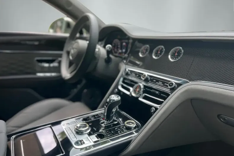 Bentley Flying Spur din 2022 cu 9.900 km - oferta BEN141160 - foto 9