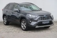 Toyota RAV4 din 2021 cu 73.350 km - oferta TOY141162 - foto 1