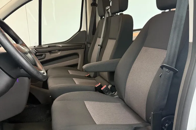 Ford Transit Custom din 2020 cu 99.800 km - oferta FOR141289 - foto 4