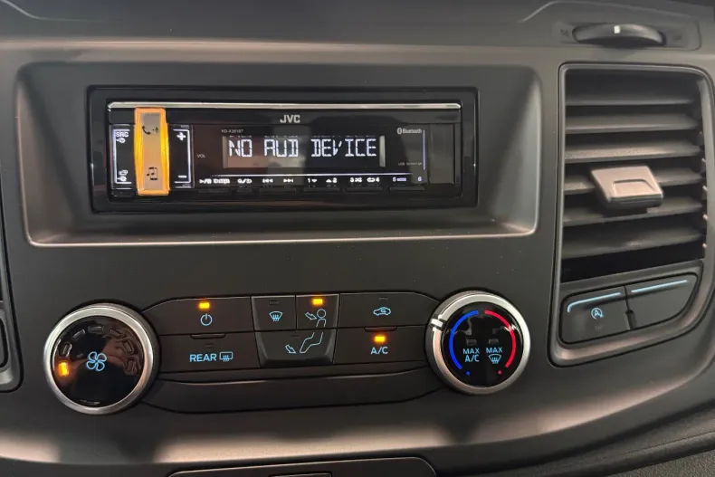 Ford Transit Custom din 2020 cu 99.800 km - oferta FOR141289 - foto 8