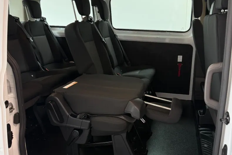 Ford Transit Custom din 2020 cu 99.800 km - oferta FOR141289 - foto 13