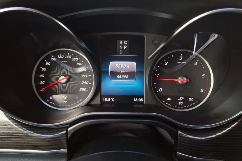 Mercedes-Benz V din 2023 cu 55.394 km - oferta MER141299 - foto 10