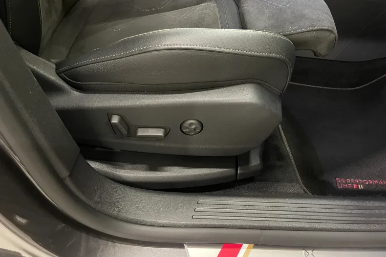 DS Automobiles DS 7 Crossback din 2022 cu 59.129 km - oferta DSA141311 - foto 30