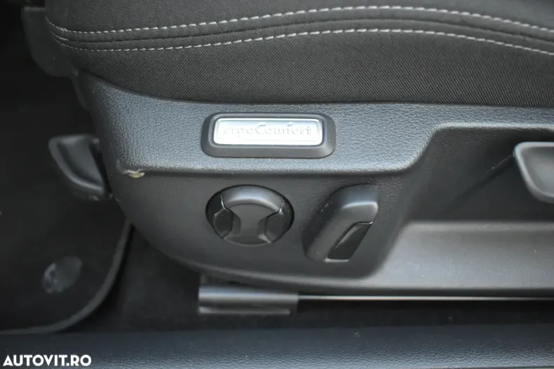 Volkswagen Passat din 2021 cu 156.260 km - oferta VOL141314 - foto 20