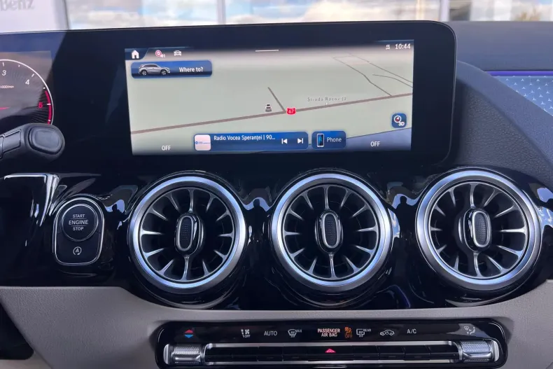 Mercedes-Benz GLA din 2025 cu 10 km - oferta MER141318 - foto 13