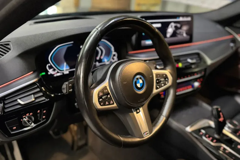 BMW Seria 5 din 2022 cu 99.299 km - oferta BMW141348 - foto 17