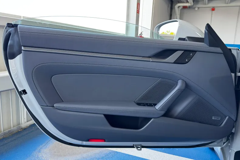 Porsche 911 din 2023 cu 105 km - oferta POR141354 - foto 37