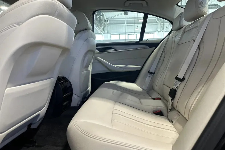 BMW Seria 5 din 2021 cu 36.150 km - oferta BMW141374 - foto 12