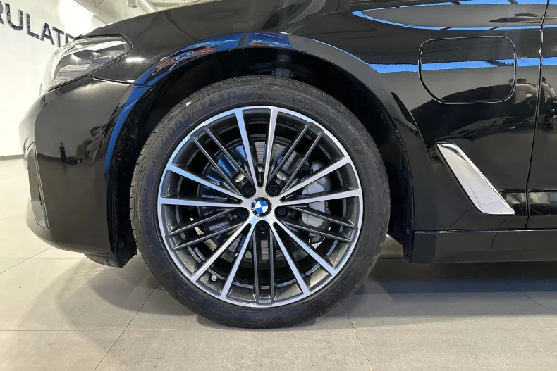 BMW Seria 5 din 2021 cu 36.150 km - oferta BMW141374 - foto 13