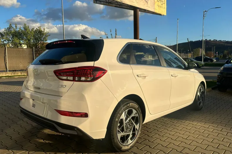 Hyundai i30 din 2025 cu 0 km - oferta HYU141377 - foto 8