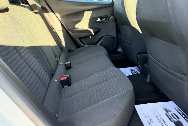 Peugeot 2008 din 2021 cu 89.500 km - oferta PEU141389 - foto 7