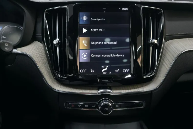 Volvo XC60 din 2020 cu 138.000 km - oferta VOL141405 - foto 10