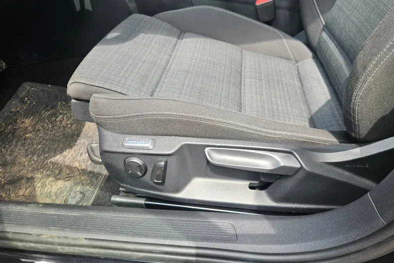 Volkswagen Passat din 2021 cu 113.000 km - oferta VOL141408 - foto 10