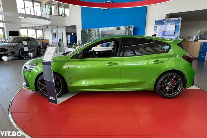 Ford Focus din 2025 cu 1 km - oferta FOR141409 - foto 4