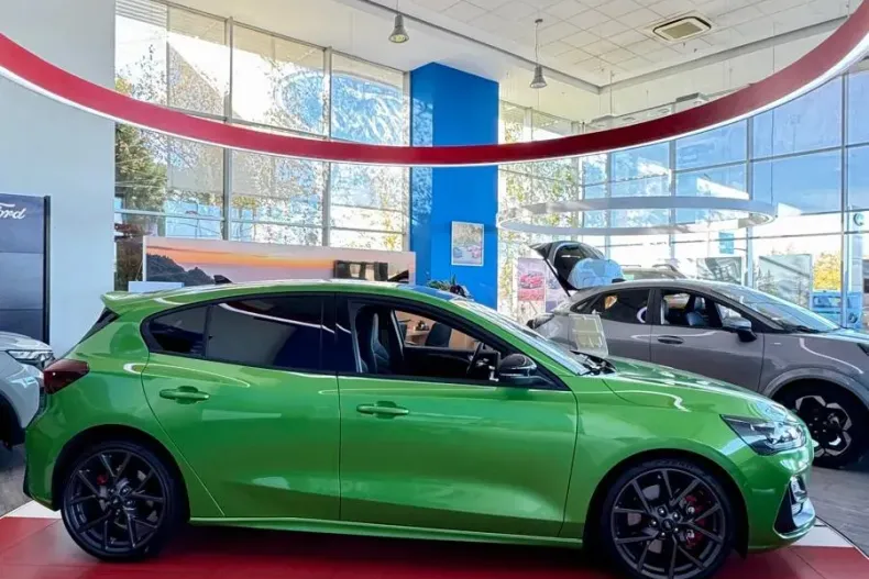 Ford Focus din 2025 cu 1 km - oferta FOR141409 - foto 6