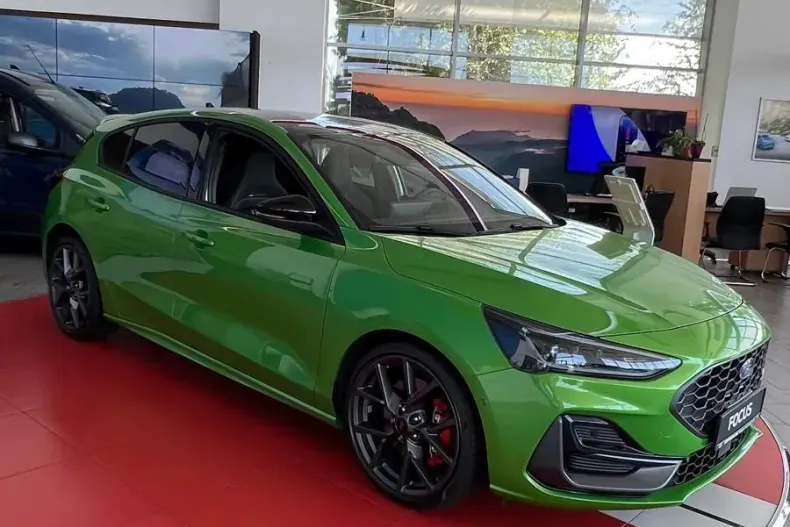 Ford Focus din 2025 cu 1 km - oferta FOR141409 - foto 7