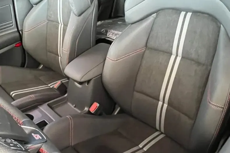 Ford Focus din 2025 cu 1 km - oferta FOR141409 - foto 12