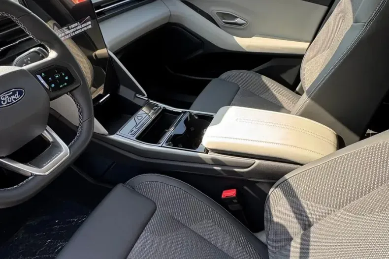 Ford Explorer din 2025 cu 1 km - oferta FOR141410 - foto 13